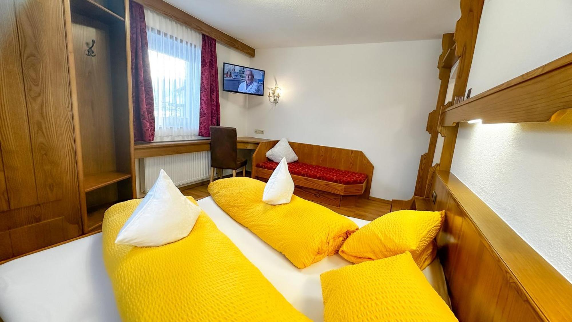 Alte Schmiede Hotel Лойташ Екстериор снимка