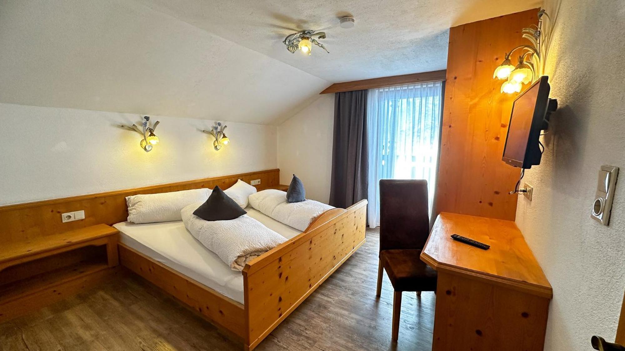 Alte Schmiede Hotel Лойташ Екстериор снимка