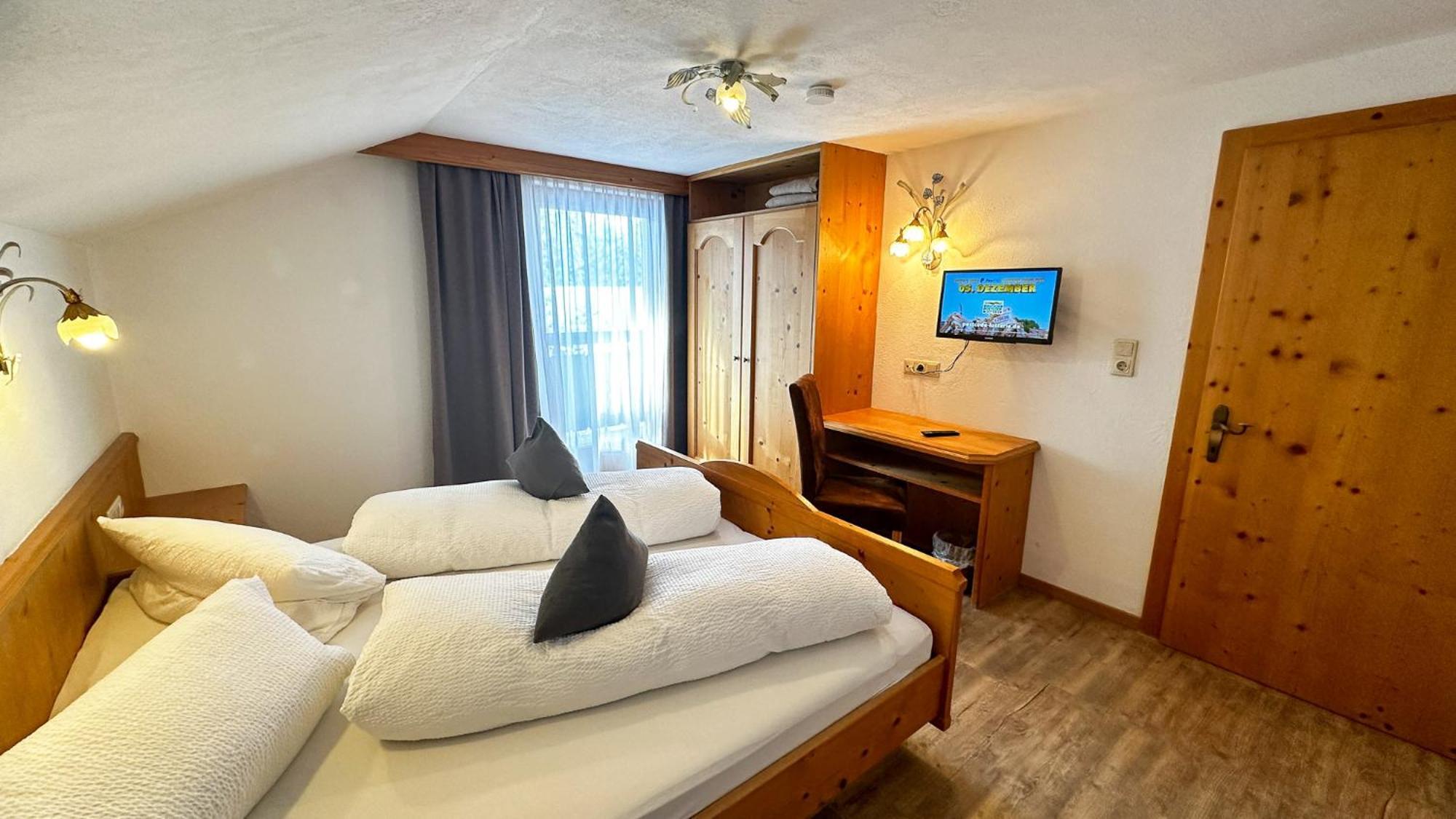 Alte Schmiede Hotel Лойташ Екстериор снимка
